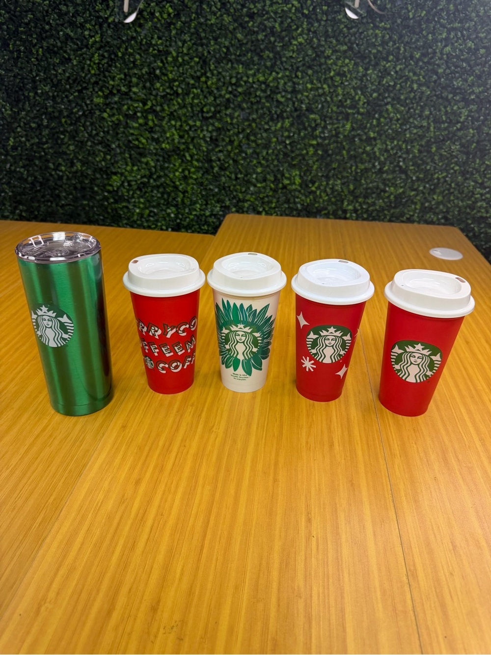 Lot Of 5 Starbucks 16oz. Holiday Reusable Plastic Red Cups And Metal Tumbler